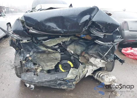 2017 Kia Cadenza Premium z USA, uszkodzony, nr VIN KNALC4J16H5085523